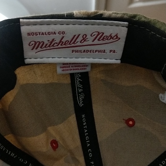 Hat - Picture 3 of 4